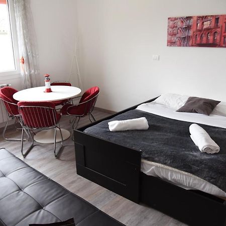 Bed and Breakfast Pop Art House Near Venice Mogliano Veneto Exterior foto