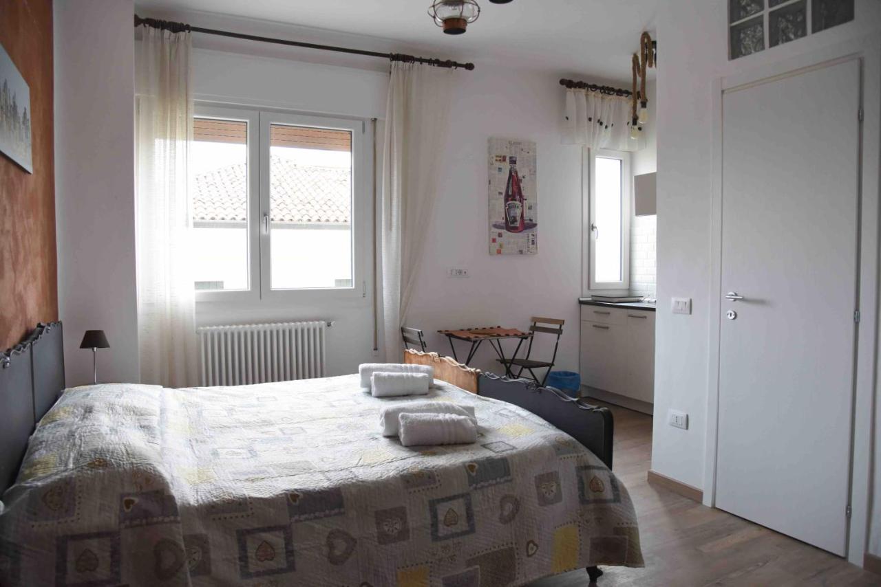 Bed and Breakfast Pop Art House Near Venice Mogliano Veneto Exterior foto